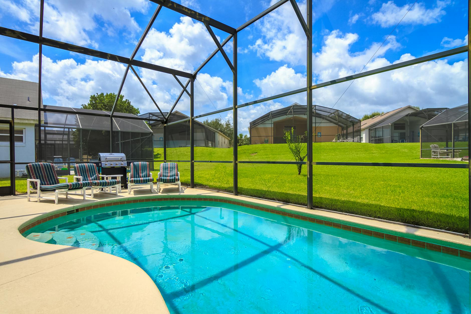 Hollywood Florida home with pool backyard